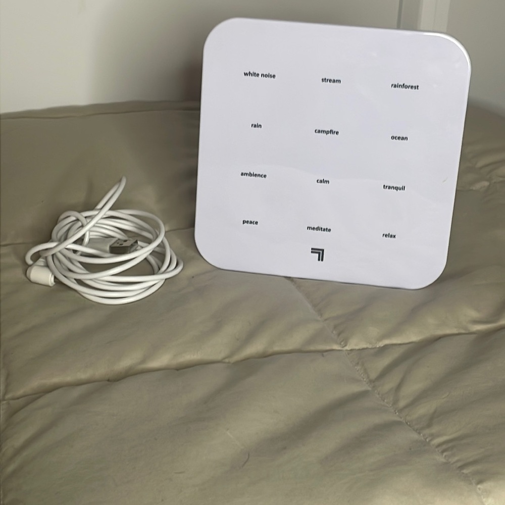 White Noise Box